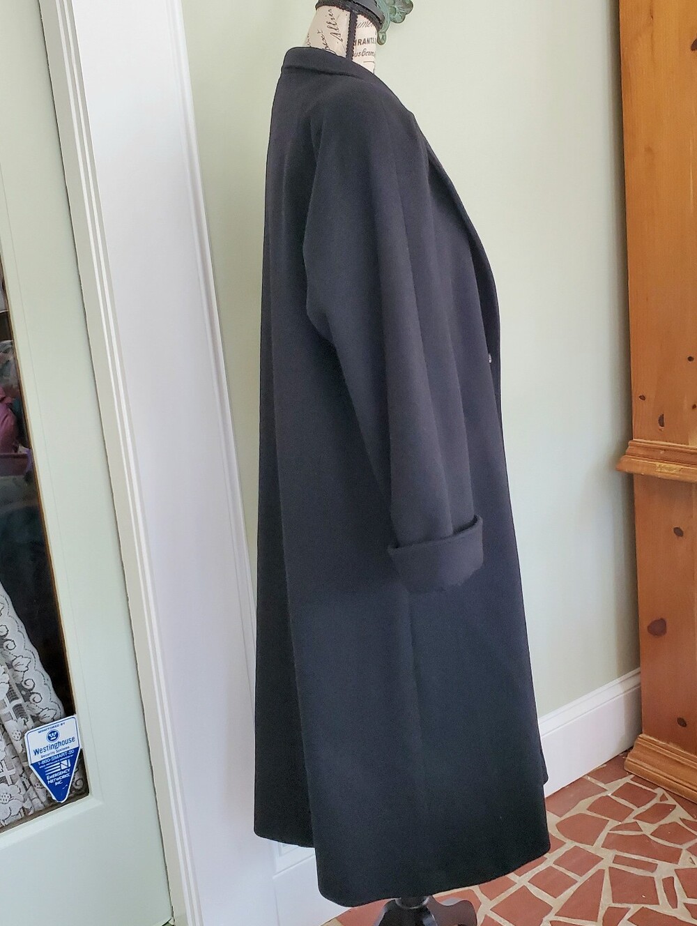 Classic Vintage Black Wool Trenchcoat - Picture 4 of 14